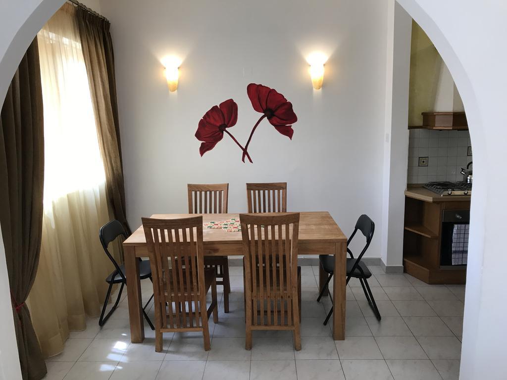Swieqi Semi Detached Maisonette San Giuliano Esterno foto