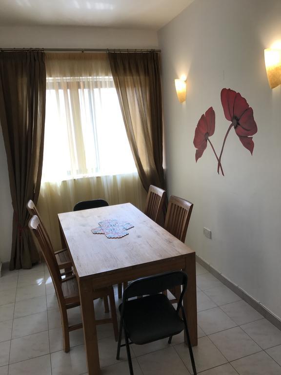 Swieqi Semi Detached Maisonette San Giuliano Esterno foto